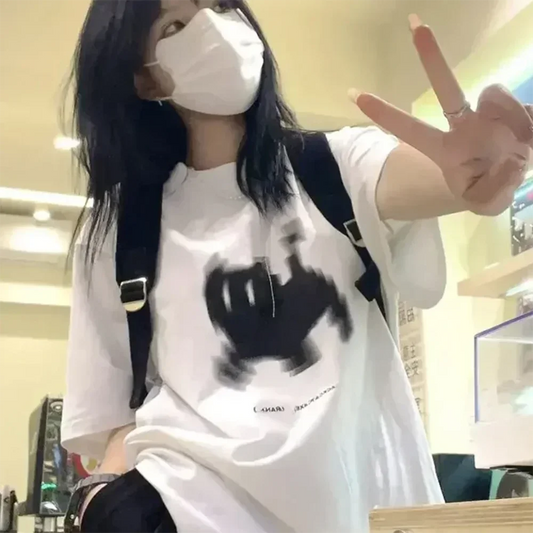 Black Cat Pixel Print T-Shirt – Fun Y2K Harajuku Graphic Tee for Women